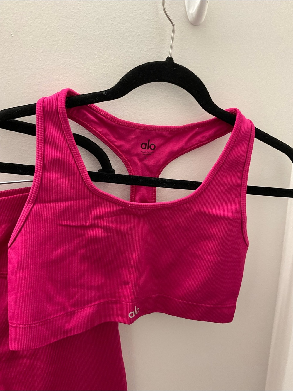 Alo Yoga Ribbed Workout Set - Picture 2 of 5